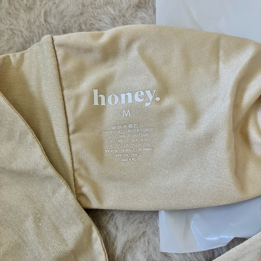 honey. Women's Cream Ring-Front Bandeau Bikini - Picture 4 of 7